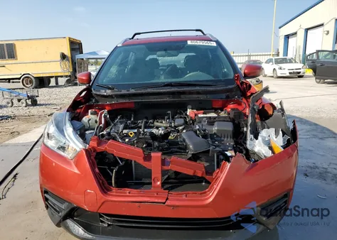 2019 Nissan Kicks S из США, поврежденный, VIN 3N1CP5CU4KL516276